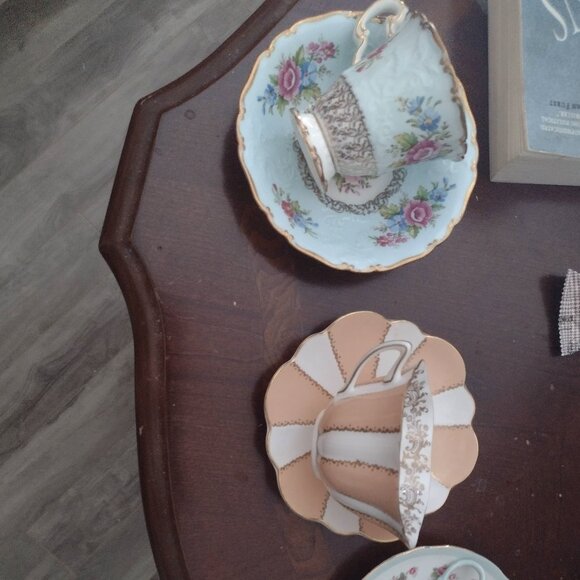 English bone china, Shelley, EB Foley, cups and saucers - Picture 1 of 10